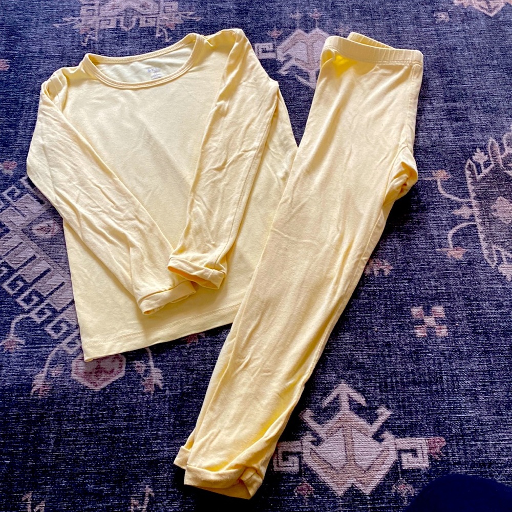 Kyte Baby toddler pajama set- 4t yellow